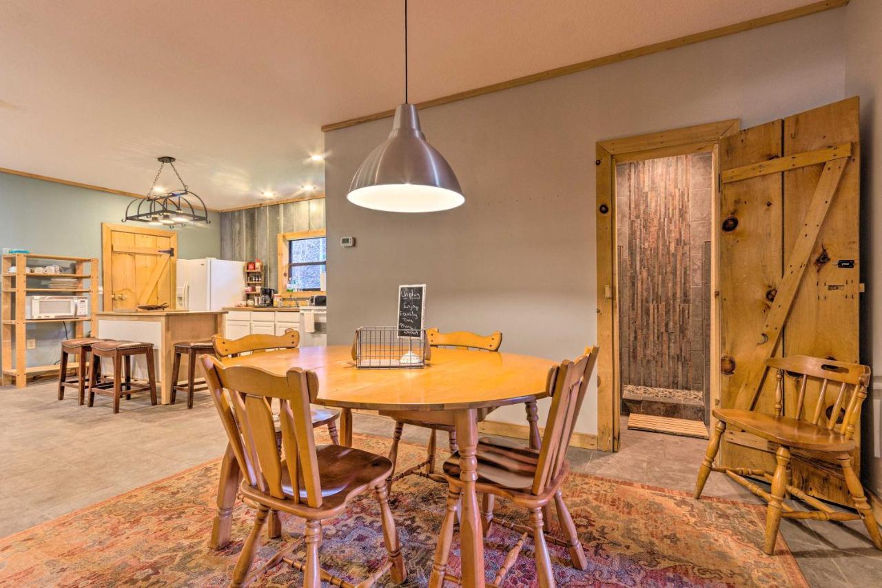 Pet-Friendly Blue Ridge, Cherokee Forest Retreat! Greeneville Eksteriør billede