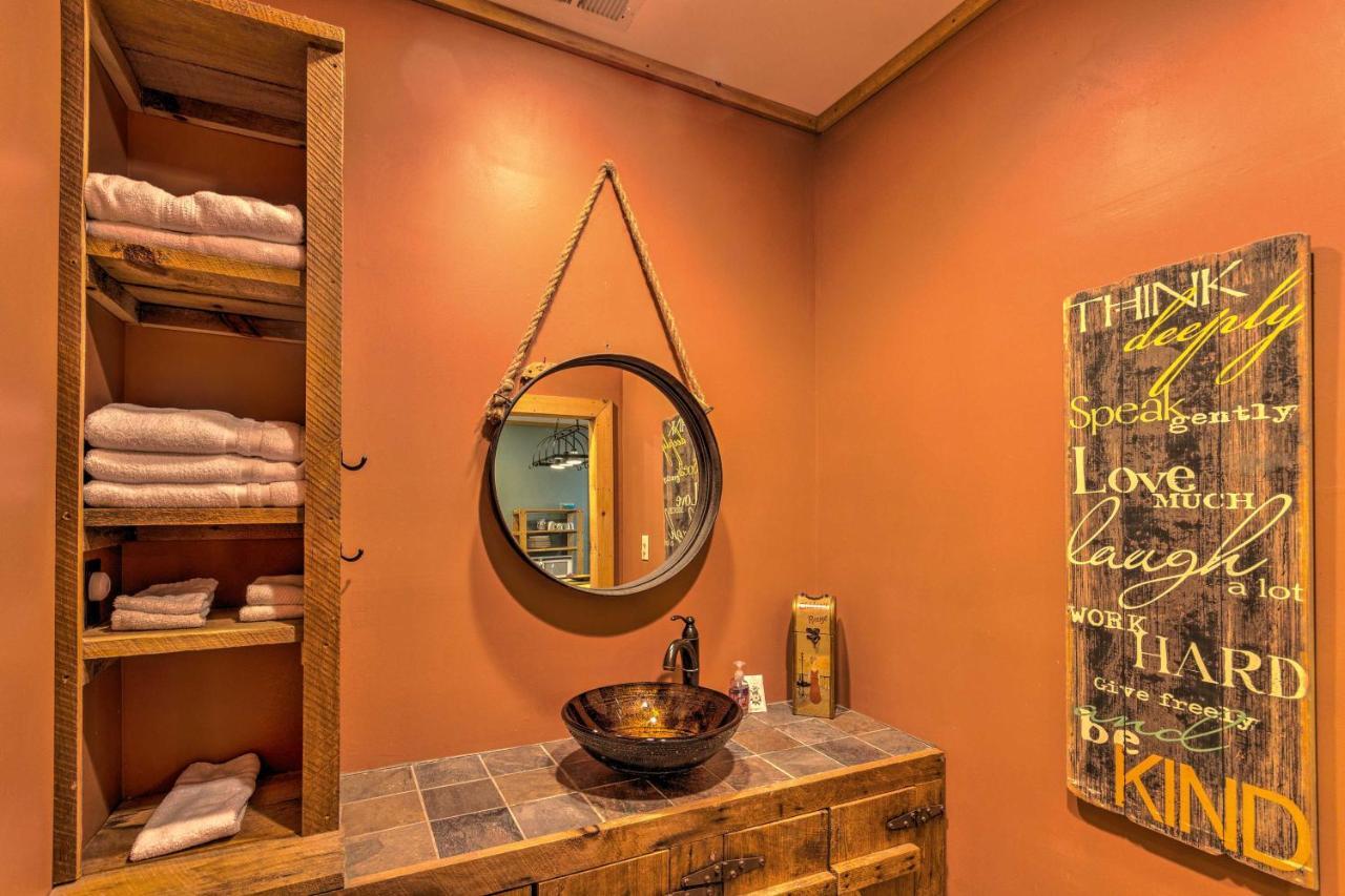 Pet-Friendly Blue Ridge, Cherokee Forest Retreat! Greeneville Eksteriør billede