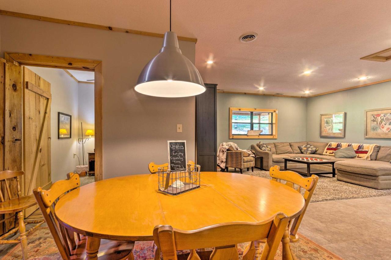 Pet-Friendly Blue Ridge, Cherokee Forest Retreat! Greeneville Eksteriør billede