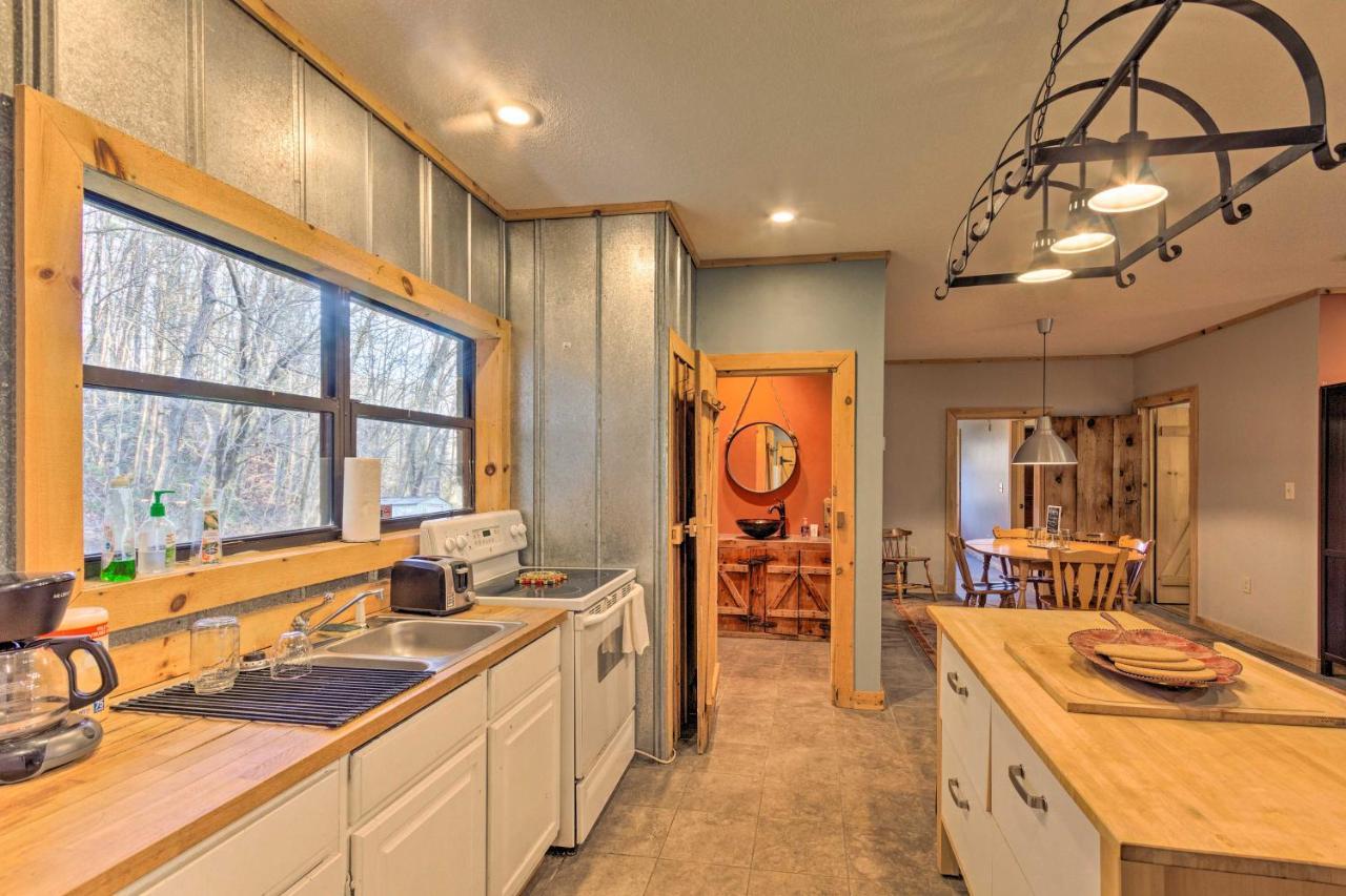 Pet-Friendly Blue Ridge, Cherokee Forest Retreat! Greeneville Eksteriør billede