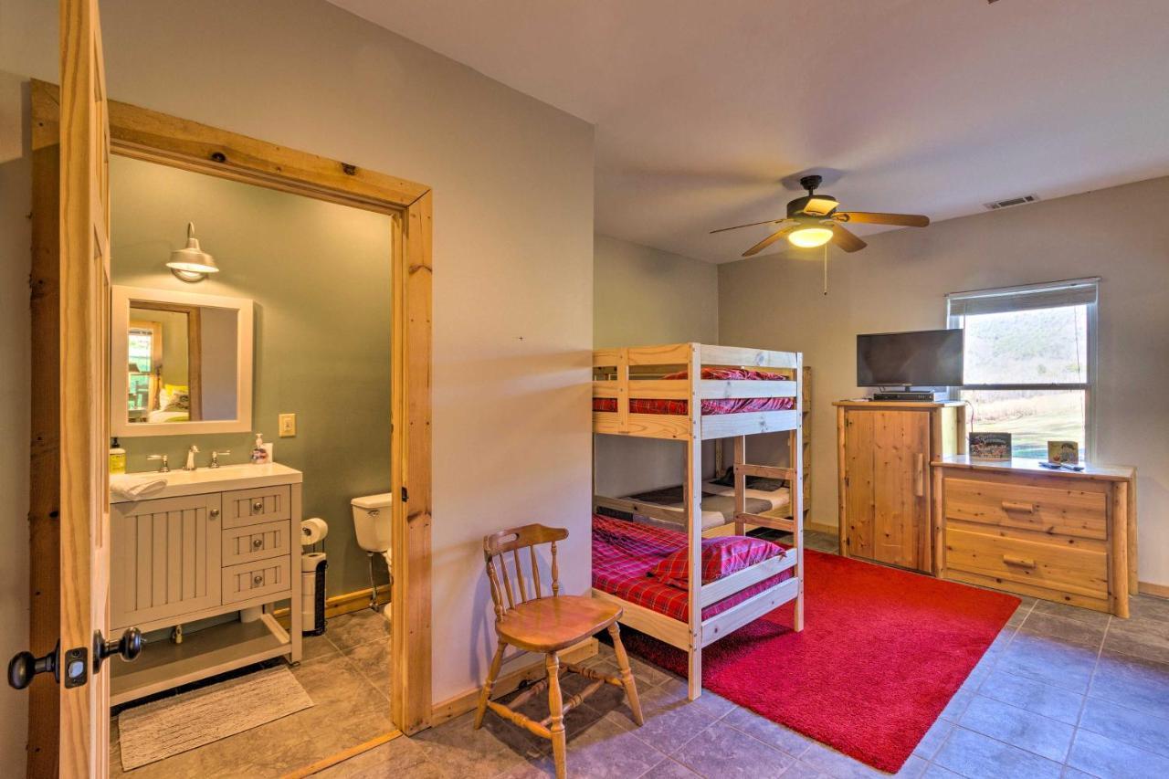 Pet-Friendly Blue Ridge, Cherokee Forest Retreat! Greeneville Eksteriør billede